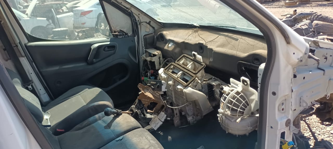 CAJA DE CAMBIOS Citroen BERLINGO 2012  USADA  EN DESARME